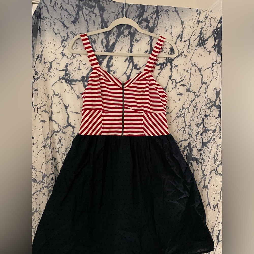 Front zipper dress with pockets